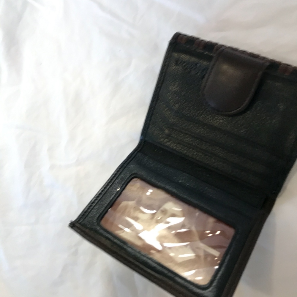 Brighton Wallet - Picture 4 of 5